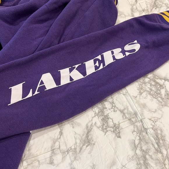 Los Angeles LA Lakers Hoodie - Picture 4 of 4